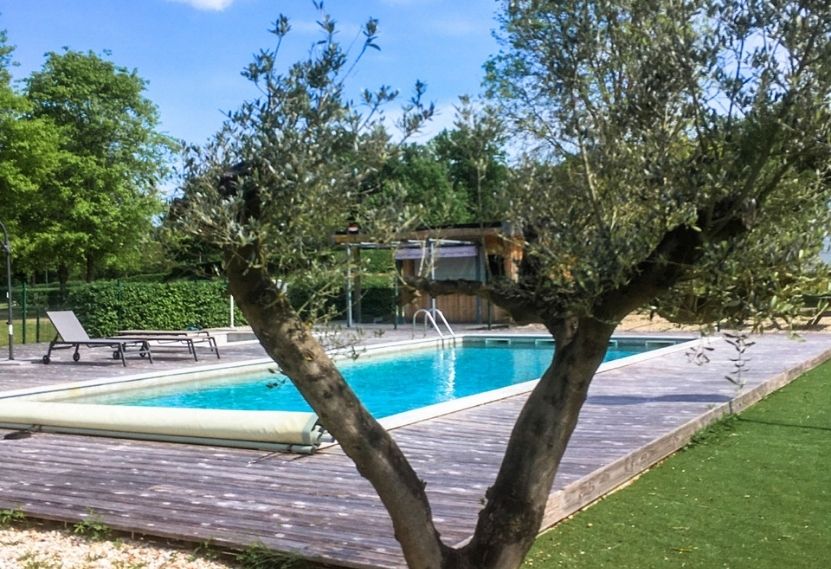 indre campsite with swimming pool and relaxation area