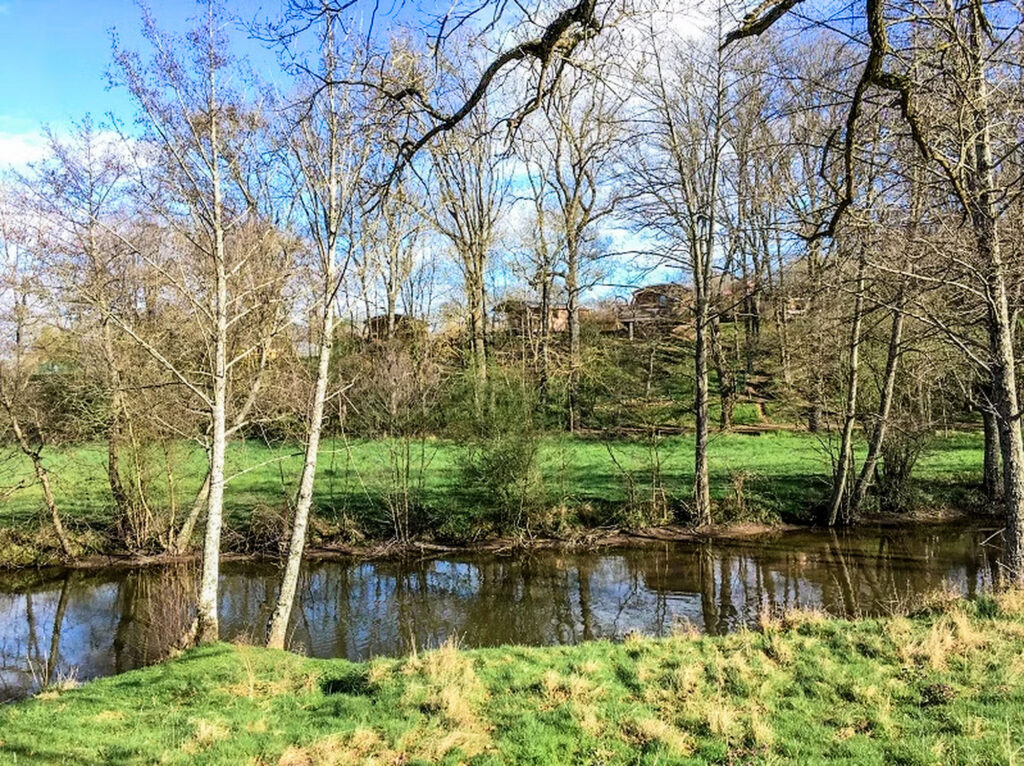 camping val vert en berry dans l'indre